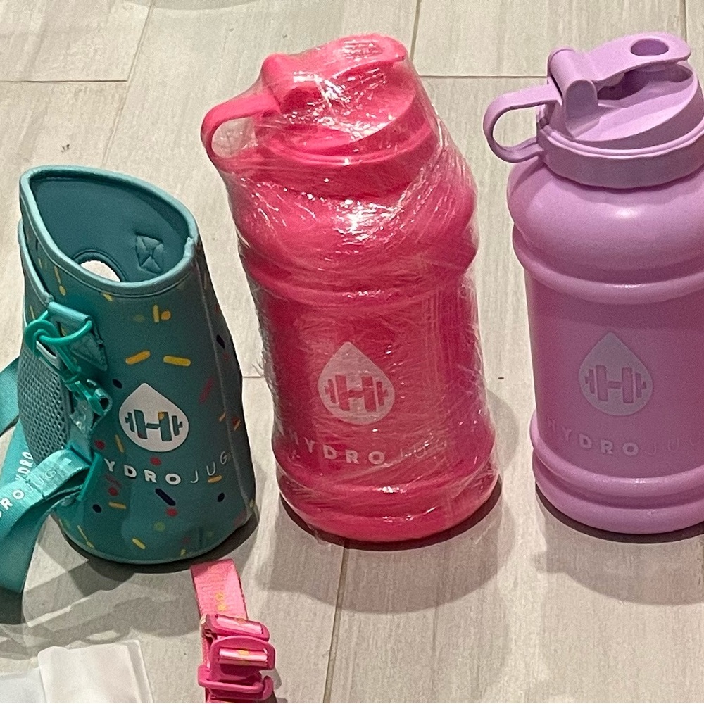Hot pink hydro jug